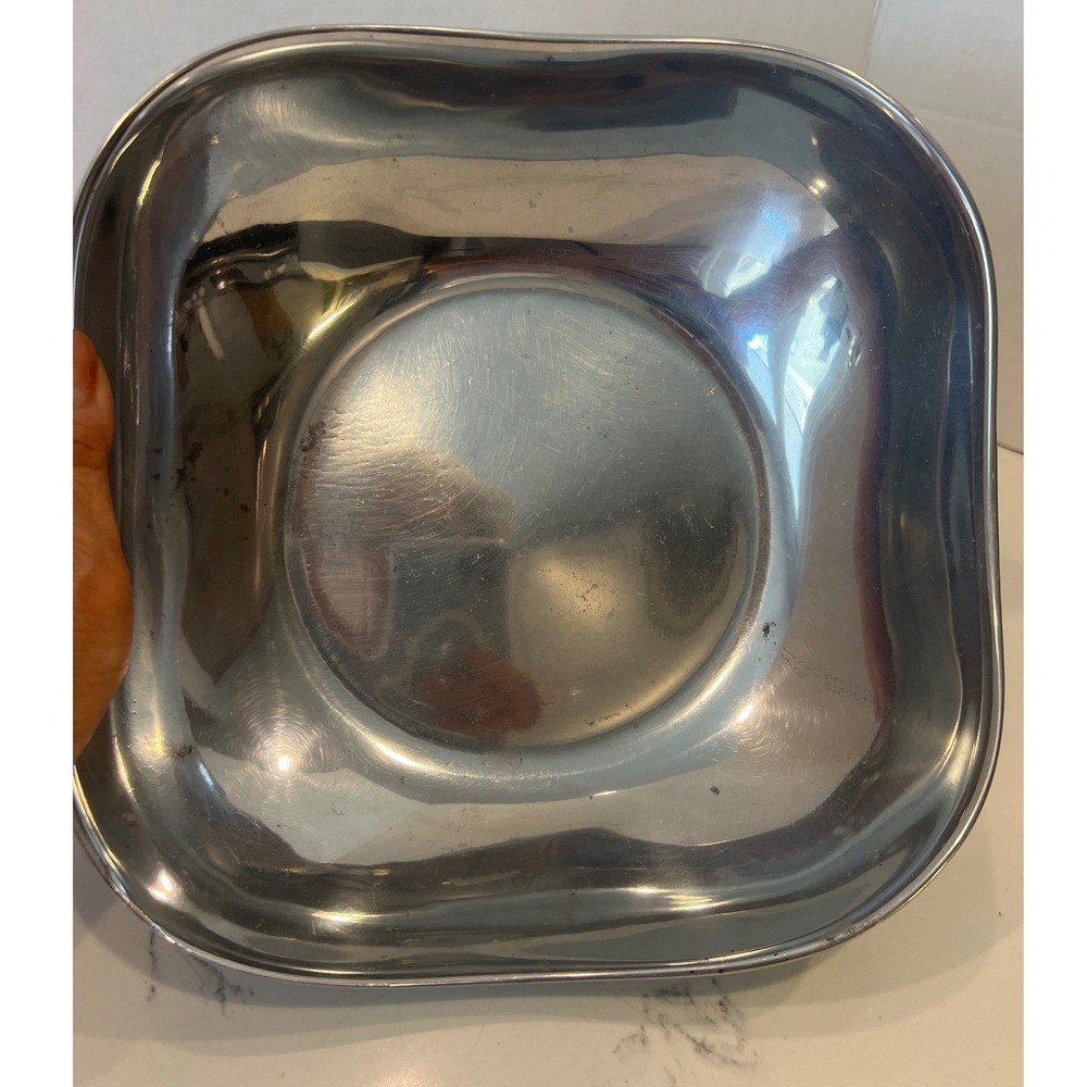 Wilton Armetale Boston Medium Serving Bowl 9"Square